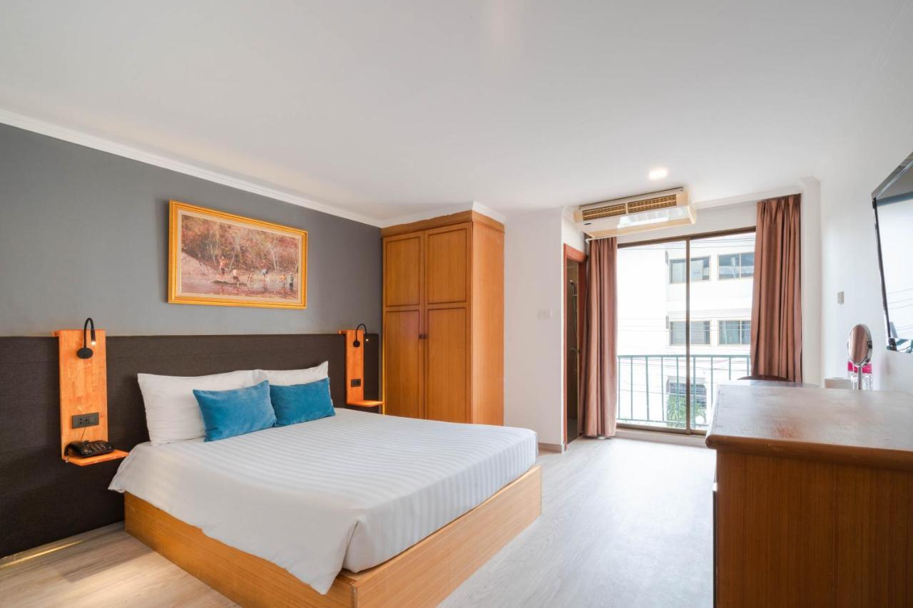 Shagwell Mansions Hotel Pattaya Bagian luar foto