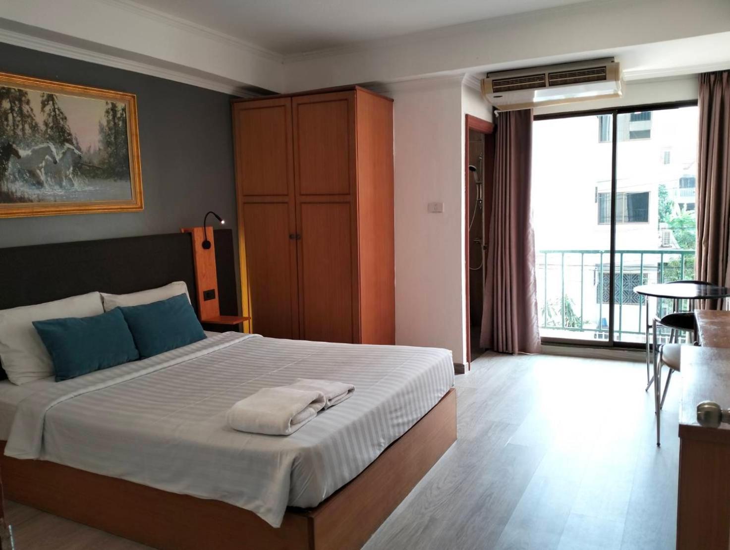 Shagwell Mansions Hotel Pattaya Ruang foto
